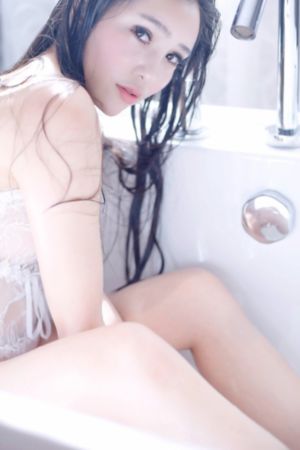 国产假体隆胸价钱_1080在线播放