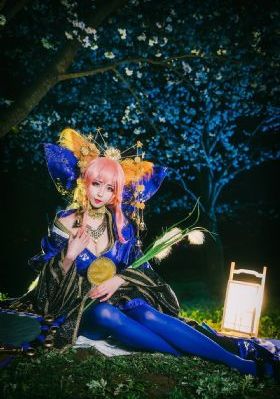 欧美风女装均码_云播放粤语日本成人在线